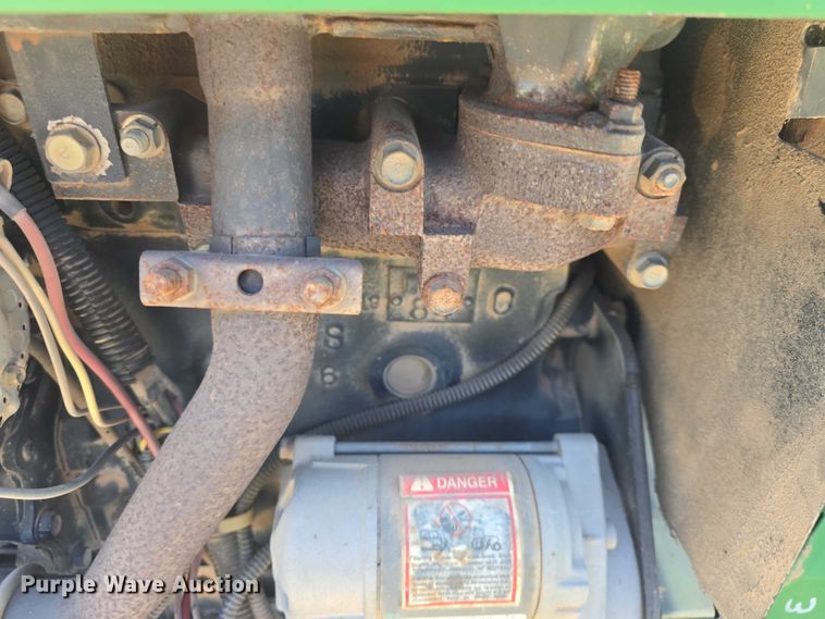 image for item EK5230 1992 John Deere 955 MFWD tractor