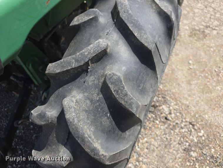 image for item EK5230 1992 John Deere 955 MFWD tractor