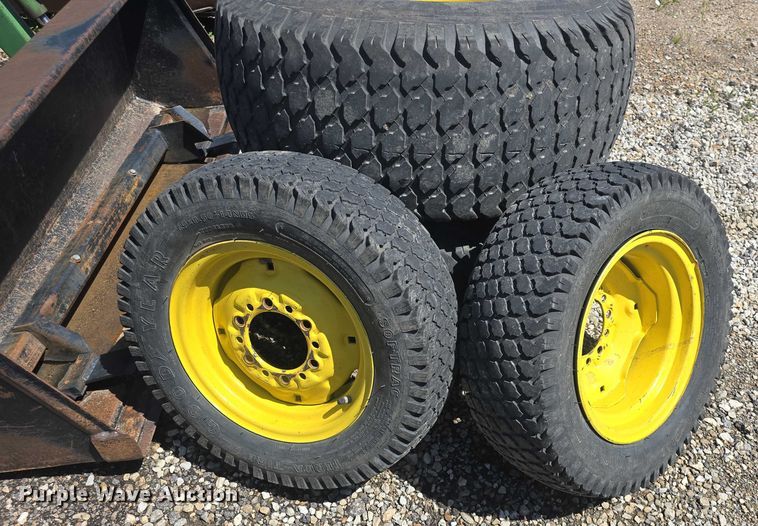 image for item EK5230 1992 John Deere 955 MFWD tractor