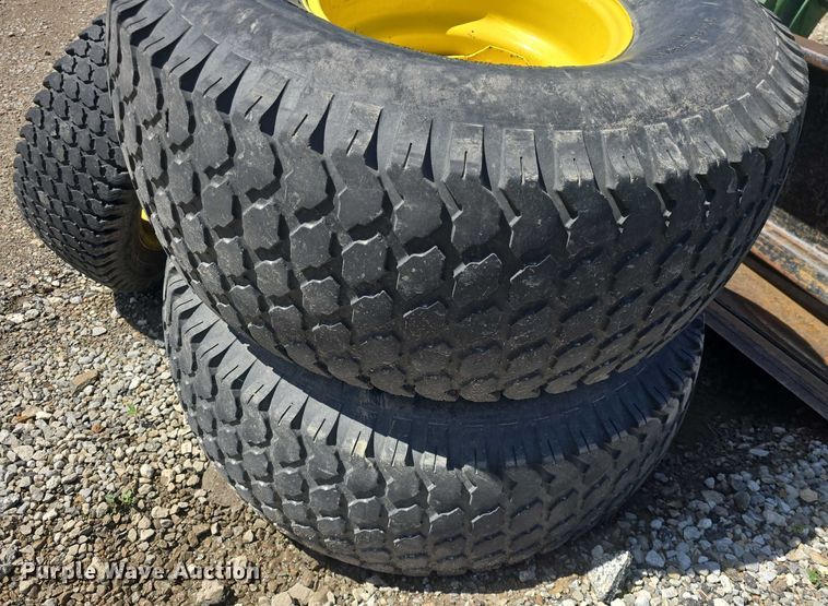 image for item EK5230 1992 John Deere 955 MFWD tractor