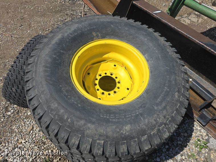 image for item EK5230 1992 John Deere 955 MFWD tractor