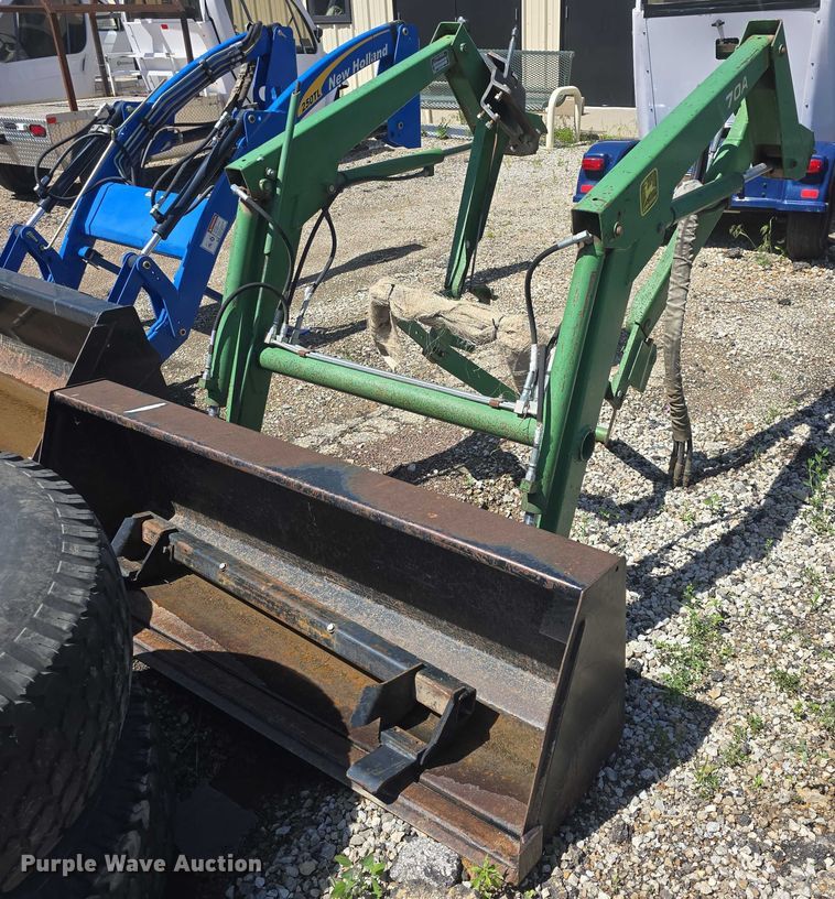 image for item EK5230 1992 John Deere 955 MFWD tractor