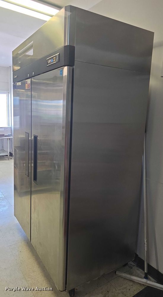 image for item EK5241 Turbo Air Freezer M3F472N freezer