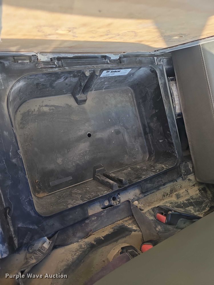 image for item EK5250 2015 Bobcat 3400G utility vehicle