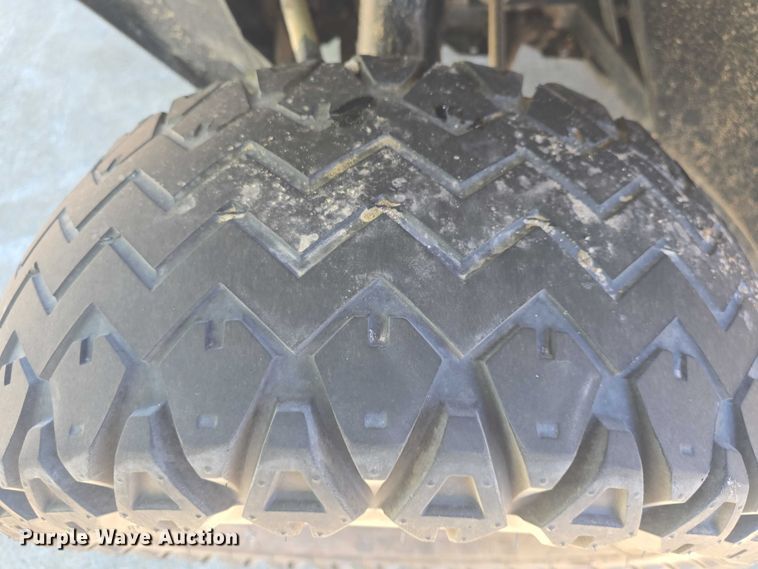 image for item EK5250 2015 Bobcat 3400G utility vehicle