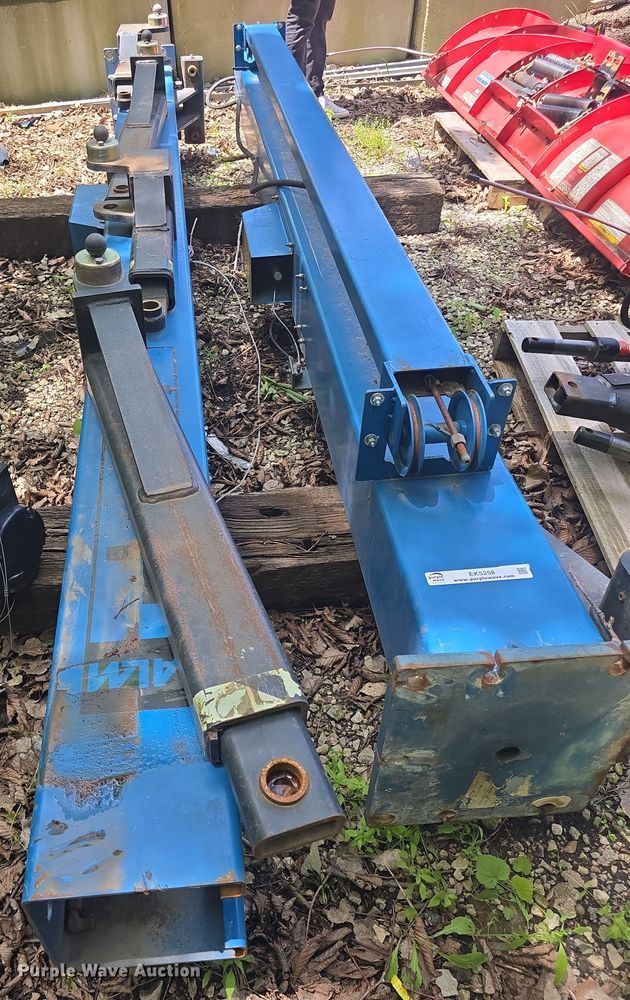 image for item EK5258 2001 ALM 9003A two post automotive lift