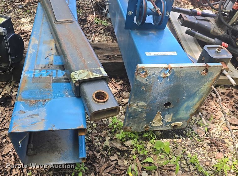 image for item EK5258 2001 ALM 9003A two post automotive lift