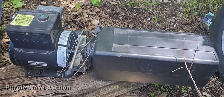 image for item EK5258 2001 ALM 9003A two post automotive lift