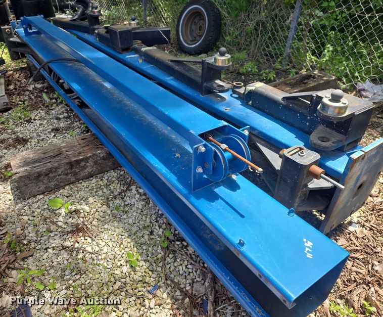 image for item EK5258 2001 ALM 9003A two post automotive lift