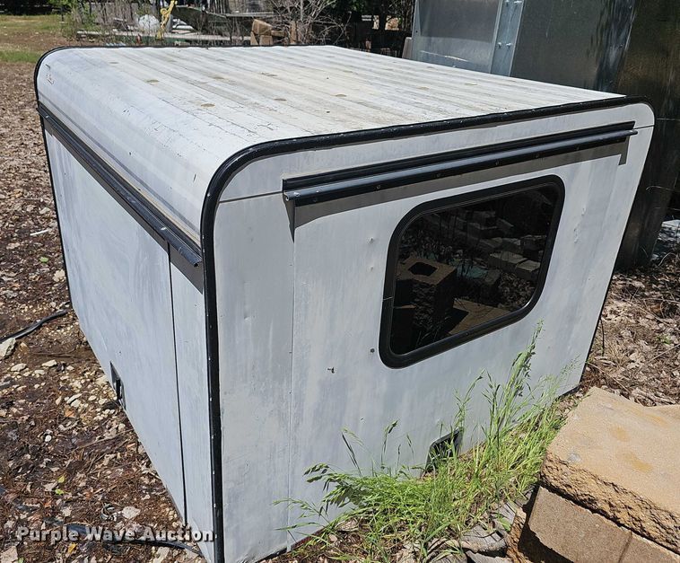 image for item EK5263 Utility bed