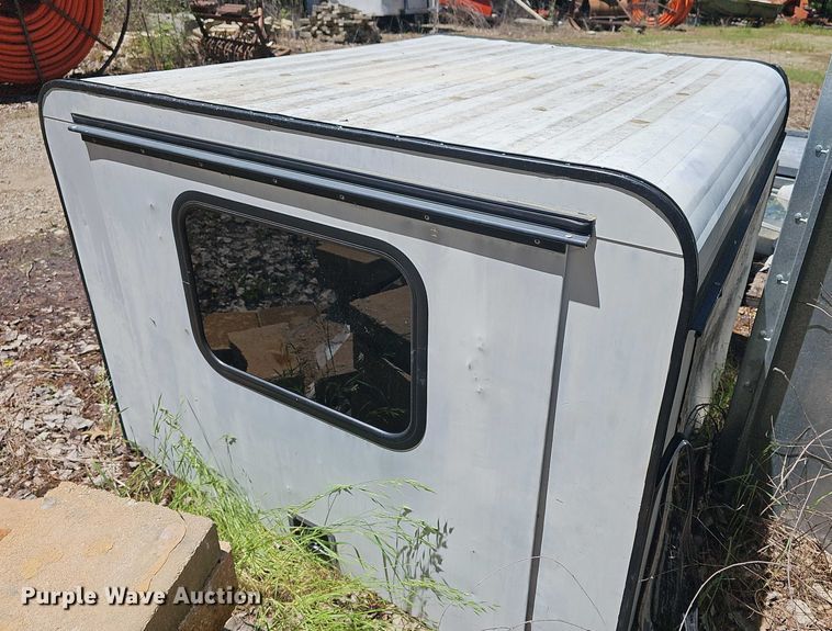 image for item EK5263 Utility bed