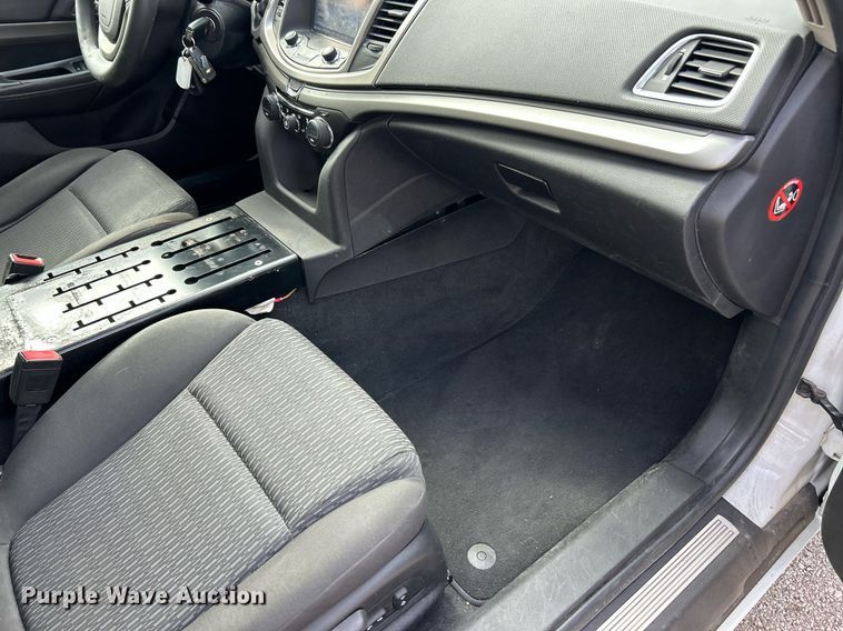 image for item EK8048 2014 Chevrolet Caprice Police 