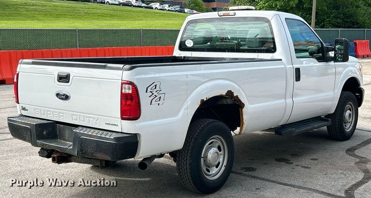 image for item EK8050 2015 Ford F250 Super Duty XL pickup truck