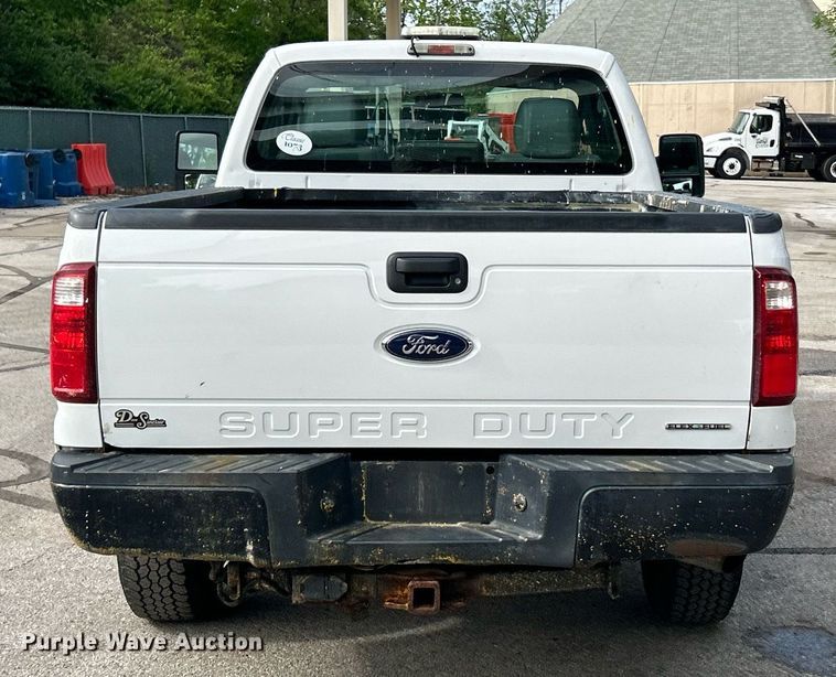 image for item EK8050 2015 Ford F250 Super Duty XL pickup truck