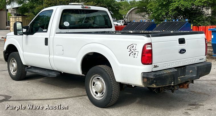 image for item EK8050 2015 Ford F250 Super Duty XL pickup truck