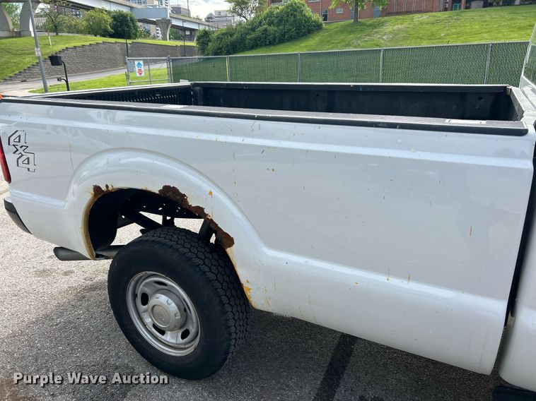 image for item EK8050 2015 Ford F250 Super Duty XL pickup truck