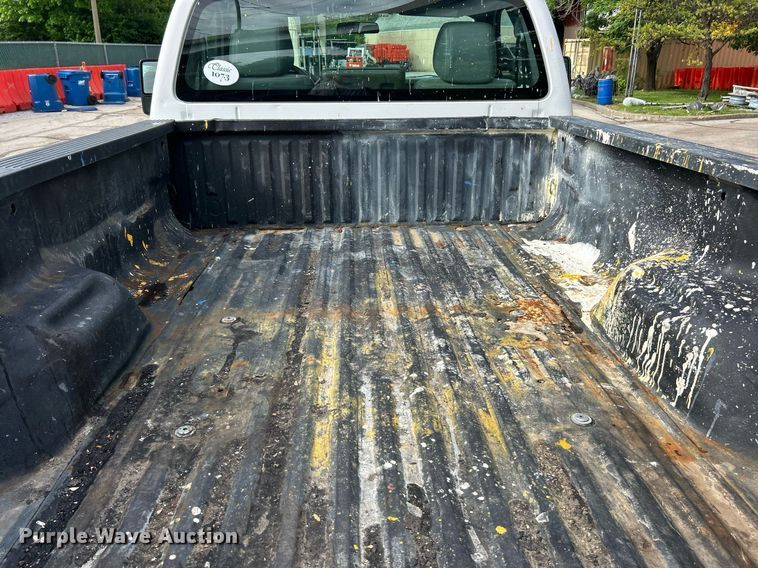 image for item EK8050 2015 Ford F250 Super Duty XL pickup truck