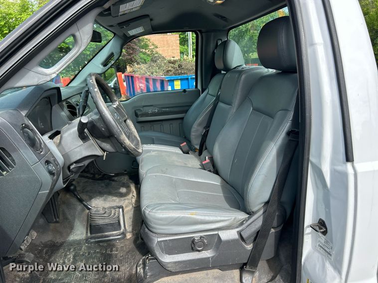 image for item EK8050 2015 Ford F250 Super Duty XL pickup truck