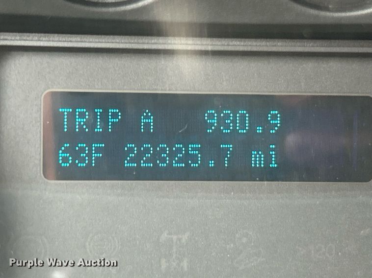 image for item EK8050 2015 Ford F250 Super Duty XL pickup truck