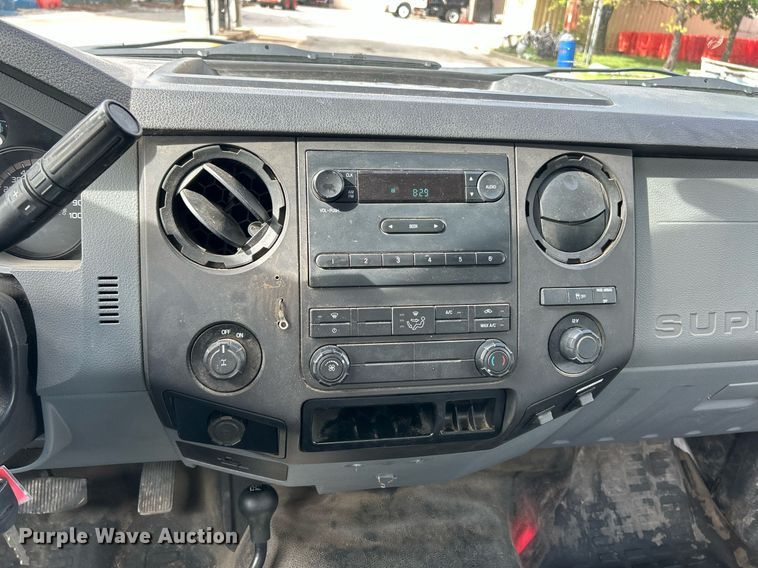 image for item EK8050 2015 Ford F250 Super Duty XL pickup truck