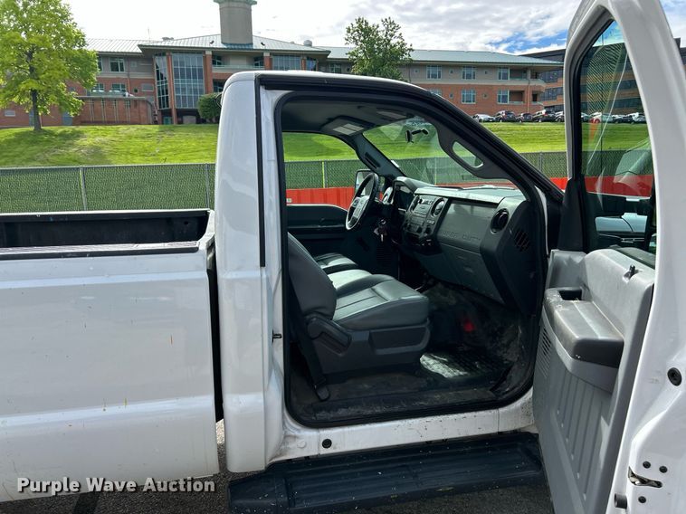 image for item EK8050 2015 Ford F250 Super Duty XL pickup truck