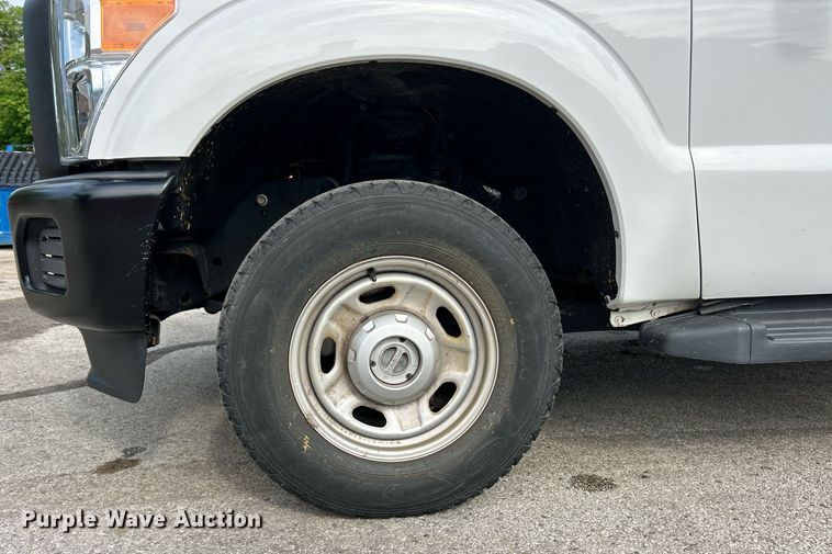 image for item EK8050 2015 Ford F250 Super Duty XL pickup truck