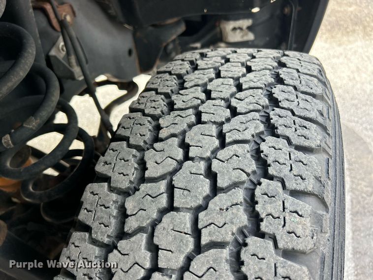 image for item EK8050 2015 Ford F250 Super Duty XL pickup truck