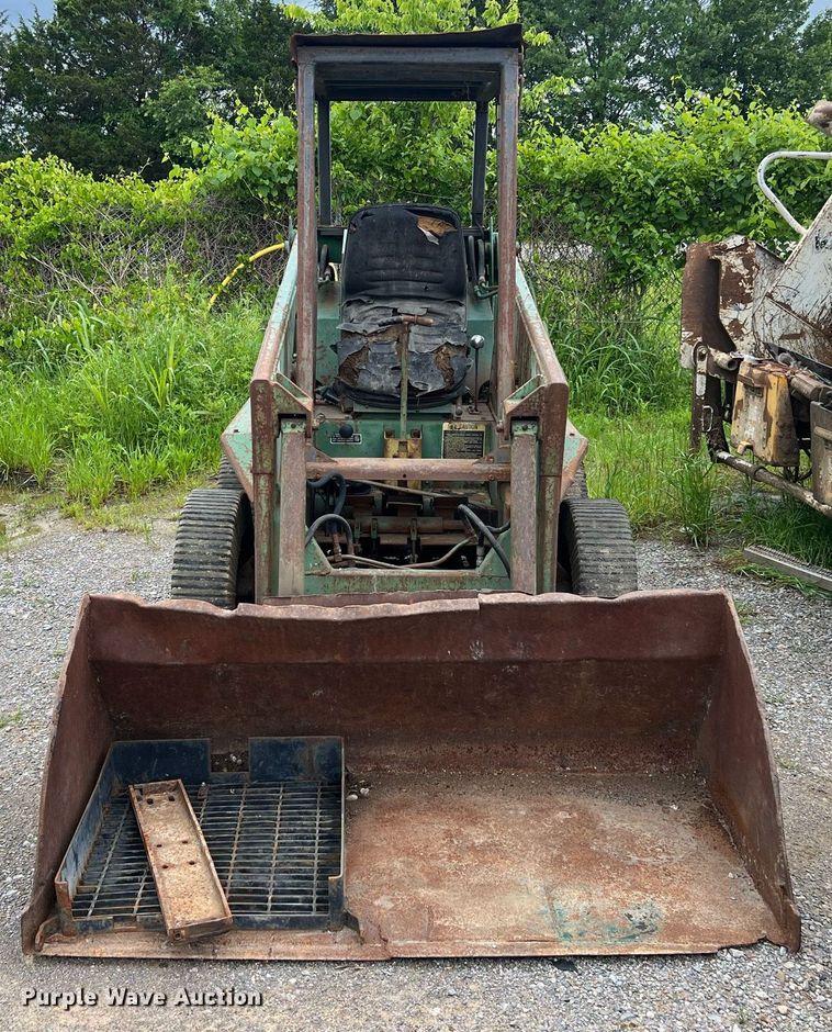 image for item EL2076 John Deere L125J skid steer loader