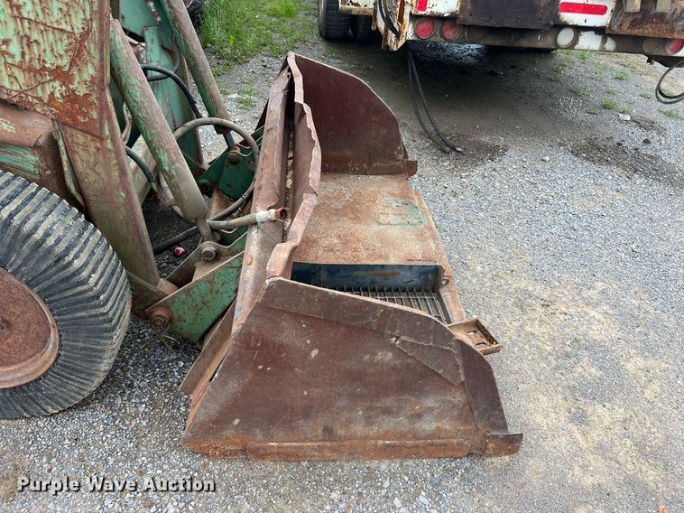 image for item EL2076 John Deere L125J skid steer loader