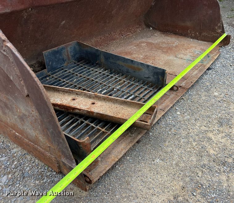 image for item EL2076 John Deere L125J skid steer loader