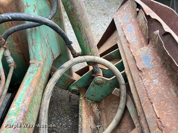 image for item EL2076 John Deere L125J skid steer loader