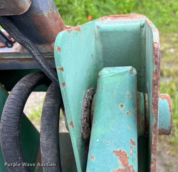 image for item EL2076 John Deere L125J skid steer loader