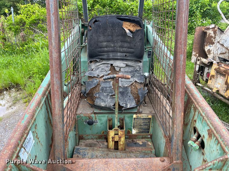 image for item EL2076 John Deere L125J skid steer loader