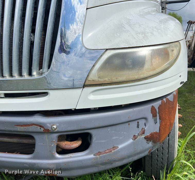 image for item EL2078 2007 International 4400 refuse truck