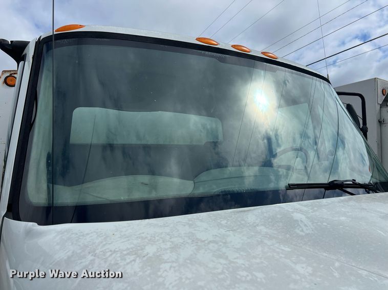 image for item EL2078 2007 International 4400 refuse truck