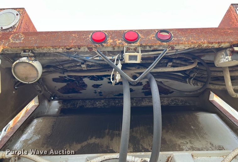 image for item EL2078 2007 International 4400 refuse truck