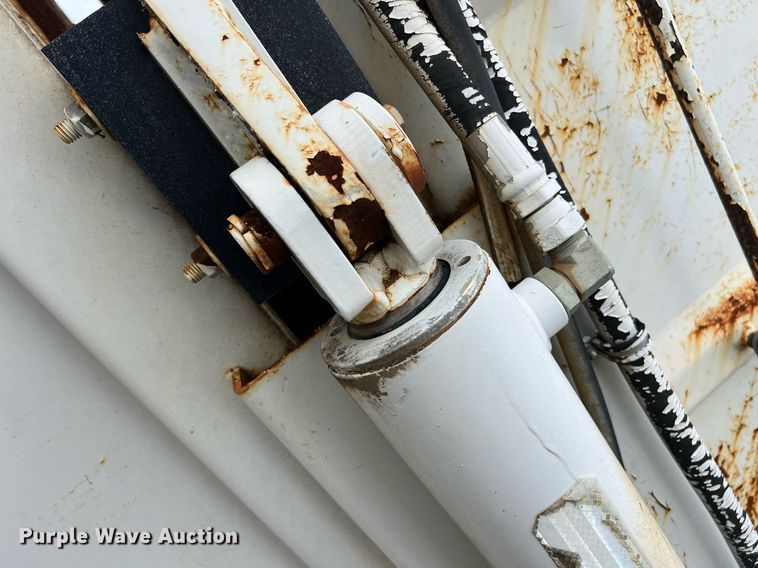 image for item EL2078 2007 International 4400 refuse truck