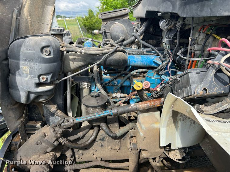 image for item EL2078 2007 International 4400 refuse truck