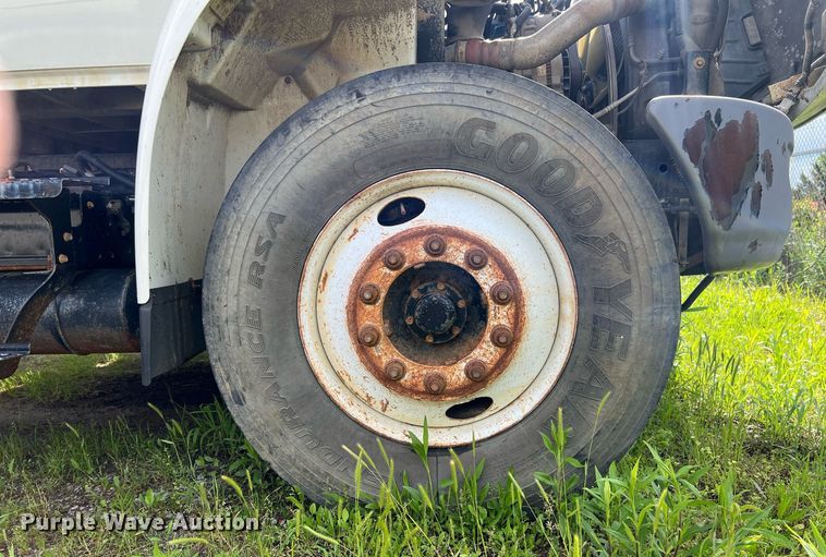 image for item EL2078 2007 International 4400 refuse truck