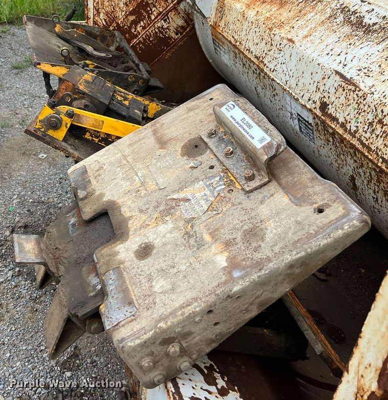 image for item EL2080 (2) refuse truck cart tippers 