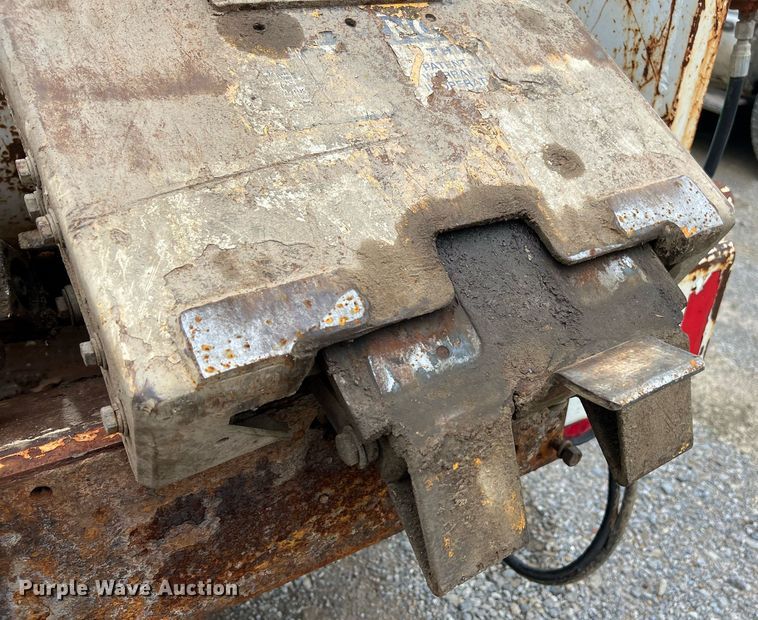 image for item EL2080 (2) refuse truck cart tippers 