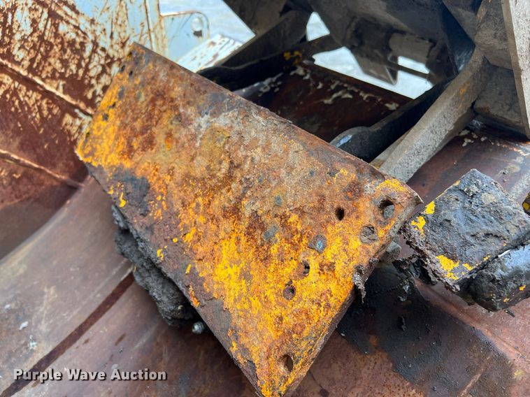 image for item EL2080 (2) refuse truck cart tippers 