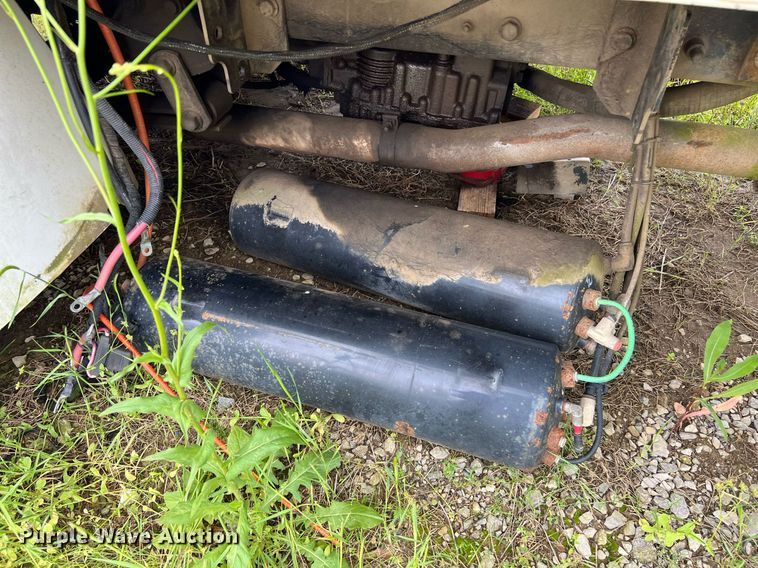 image for item EL2081 2007 International 4300 refuse truck