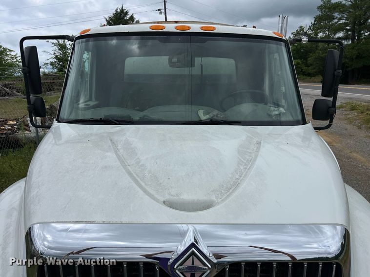 image for item EL2081 2007 International 4300 refuse truck