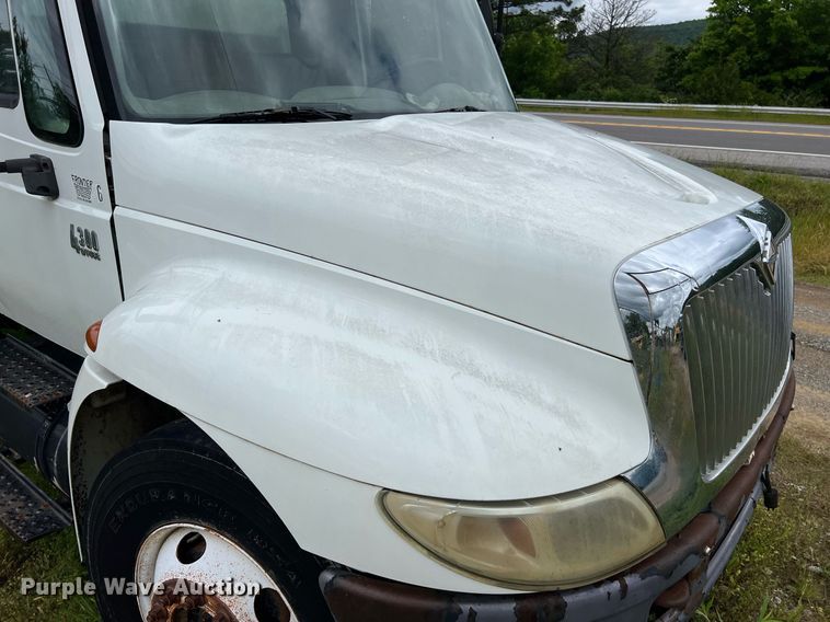 image for item EL2081 2007 International 4300 refuse truck