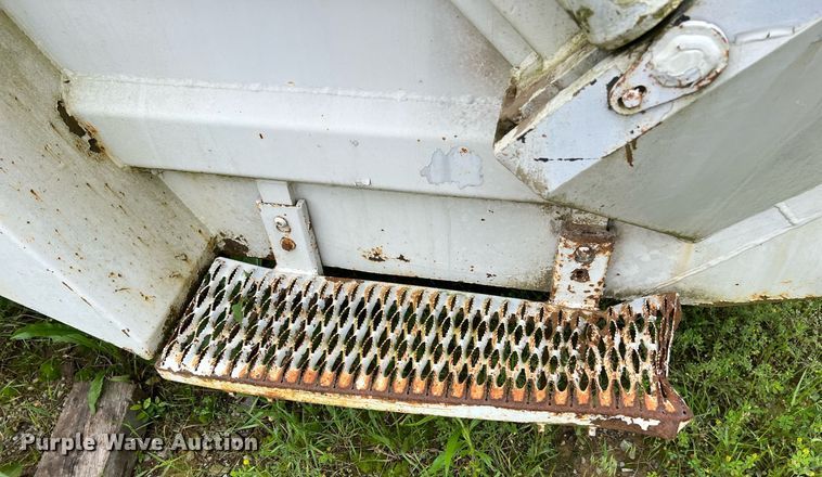 image for item EL2081 2007 International 4300 refuse truck