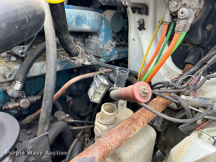 image for item EL2081 2007 International 4300 refuse truck