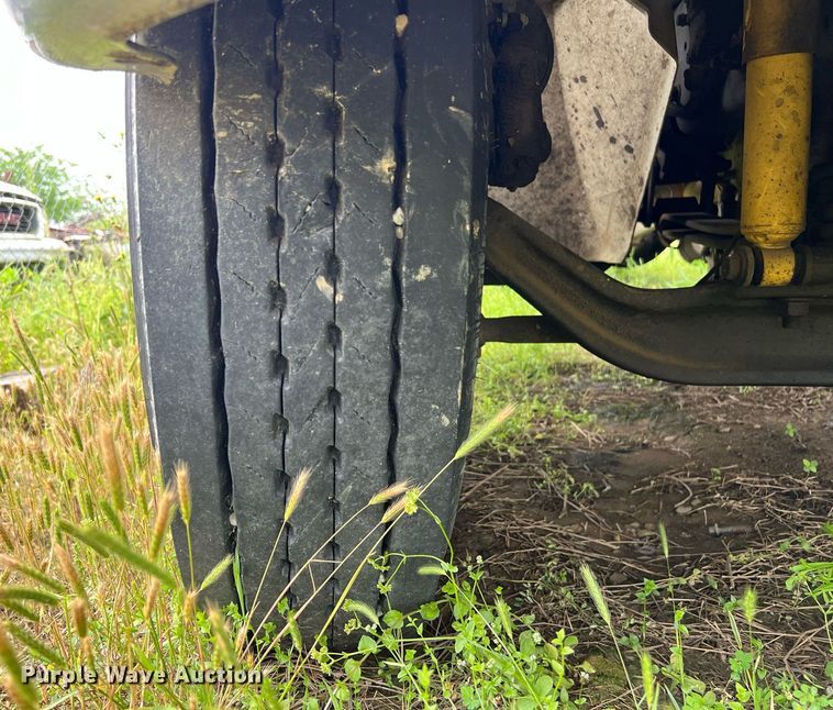 image for item EL2081 2007 International 4300 refuse truck