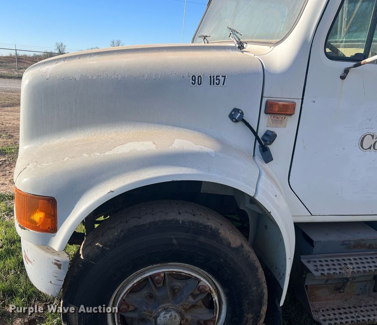 image for item EL5707 1990 International 4900 sewer jetter truck