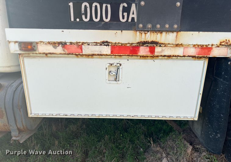 image for item EL5707 1990 International 4900 sewer jetter truck